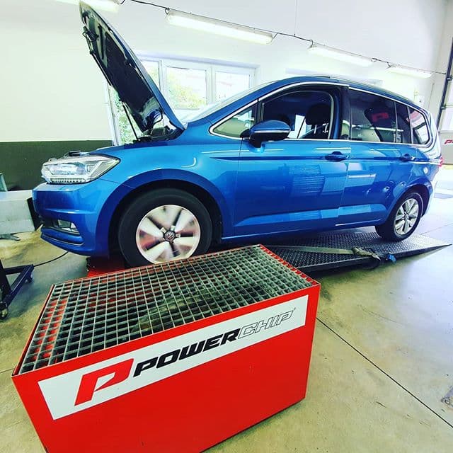 VW Touran 2.0 TDI v dílně Powerchip